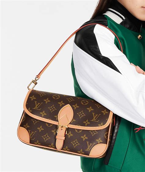 louis vuitton diane purses